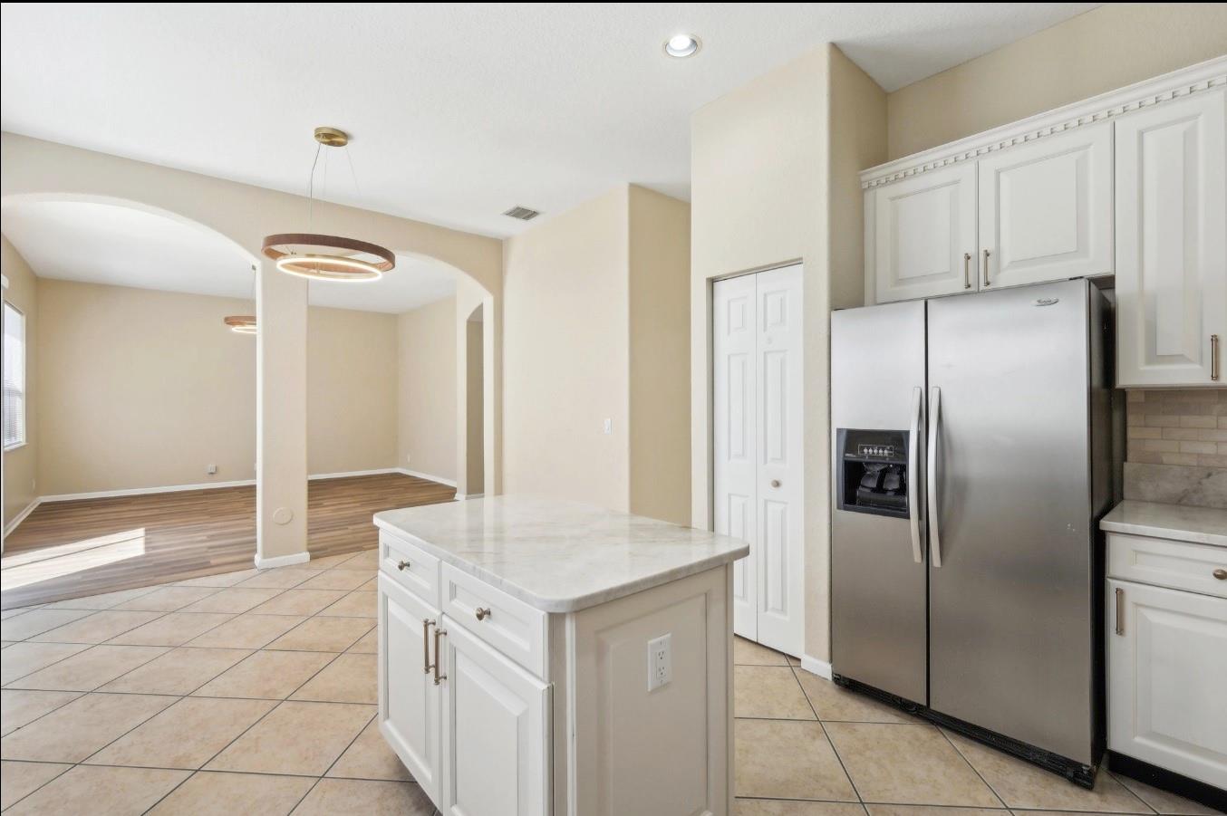 3735 Torres Cir