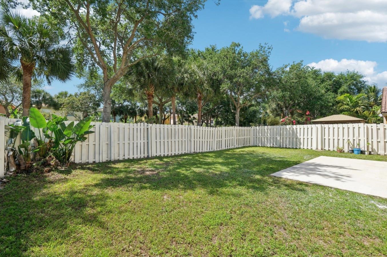 3735 Torres Cir