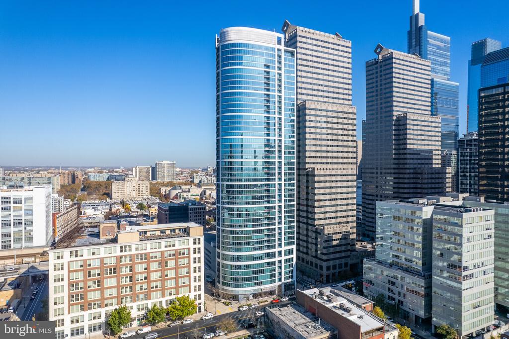 2101 Market St #708