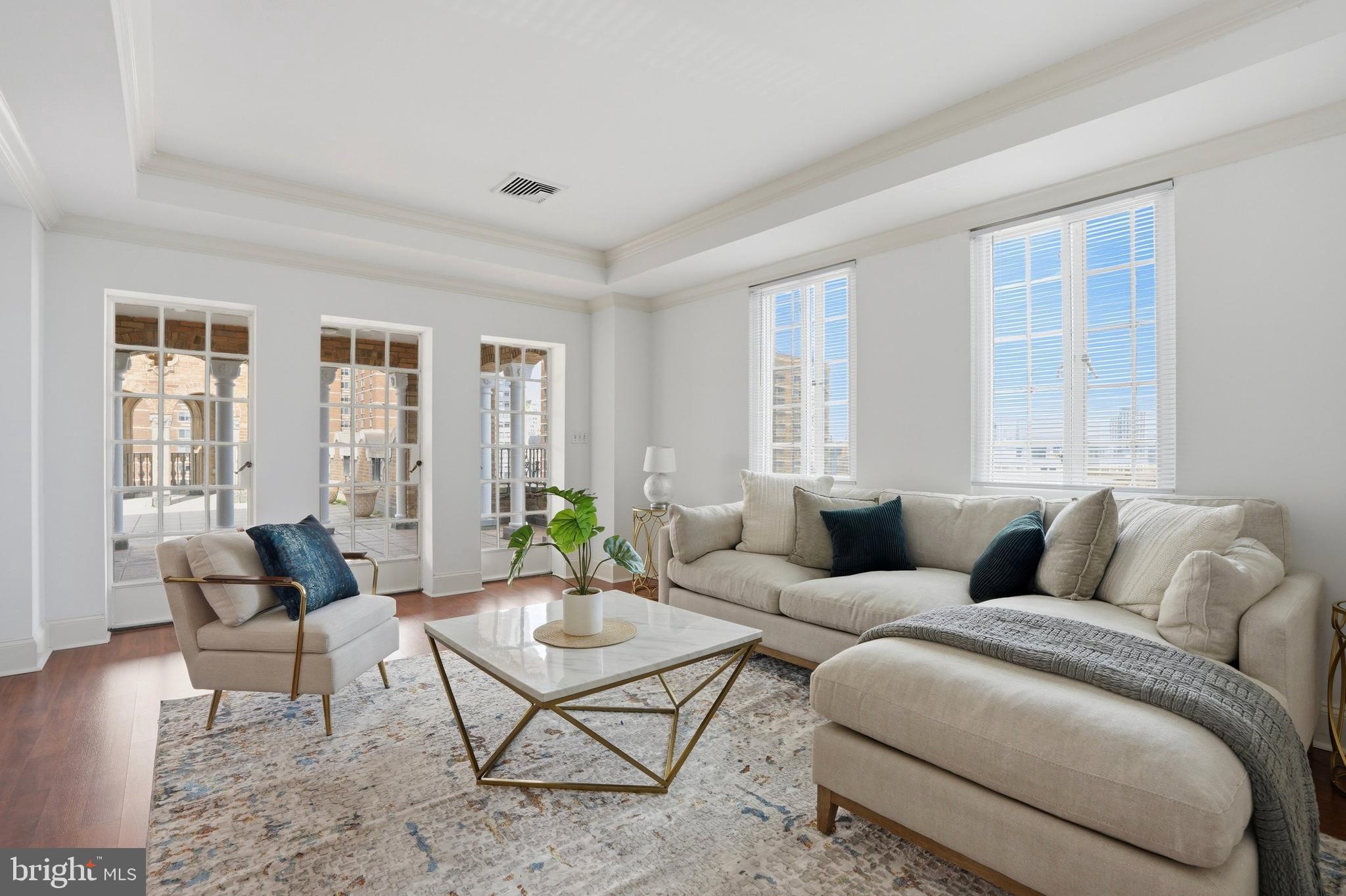 1512 SPRUCE STREET 14 PH-2702