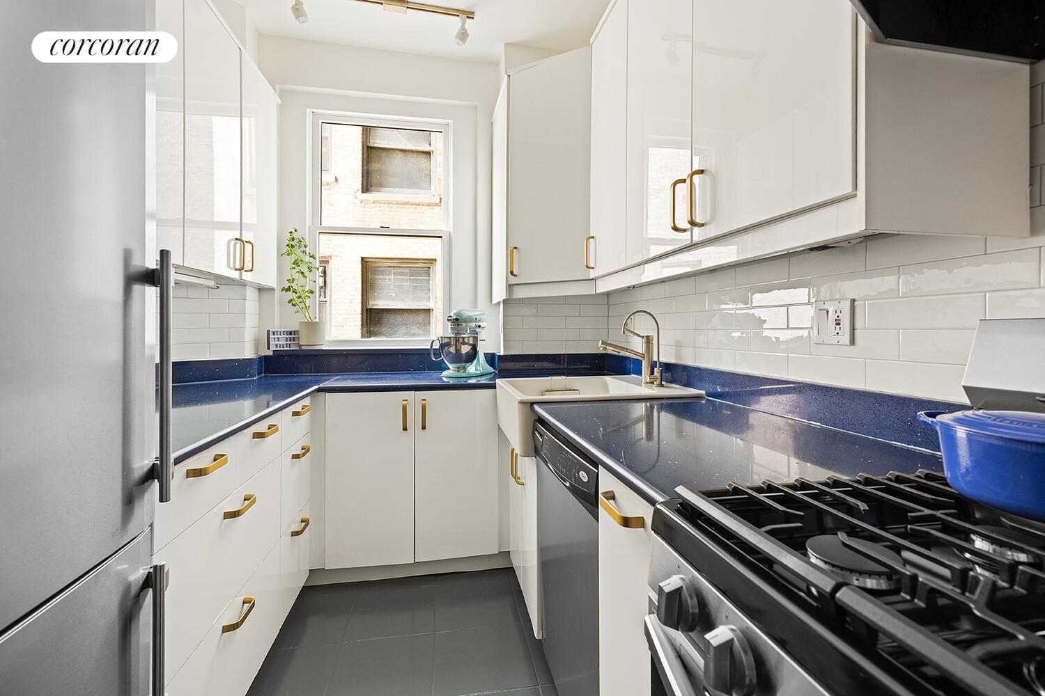 161 W 75TH Street 6A