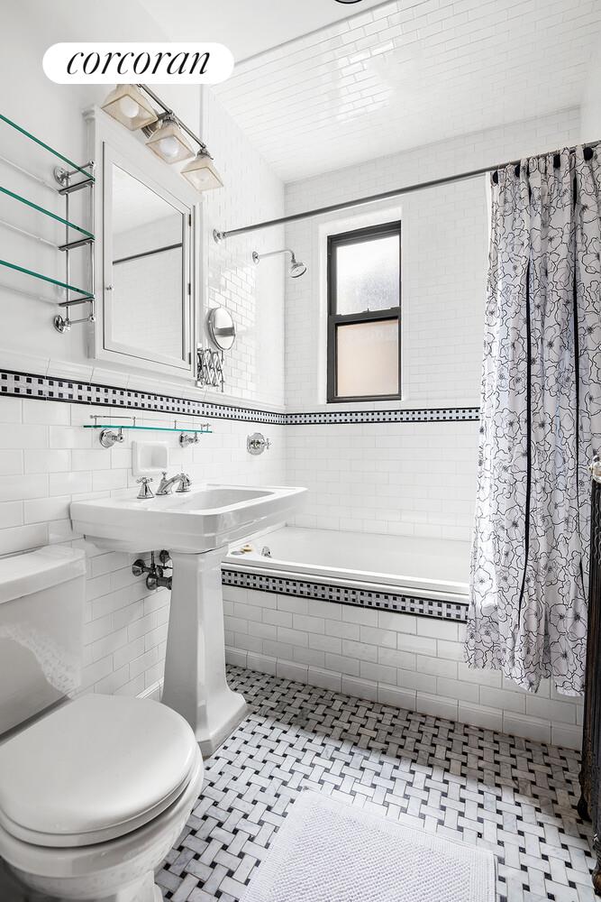 622 W 114TH Street 53/54A