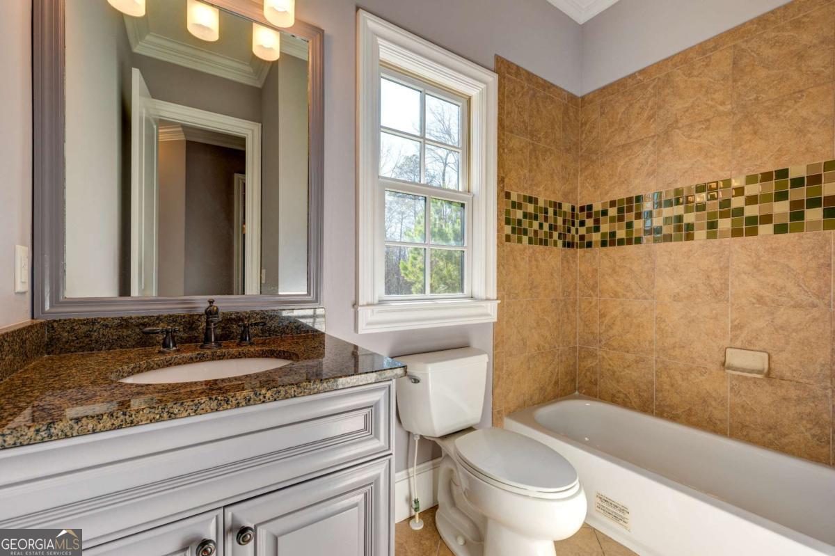 1049 Highland Village Trail