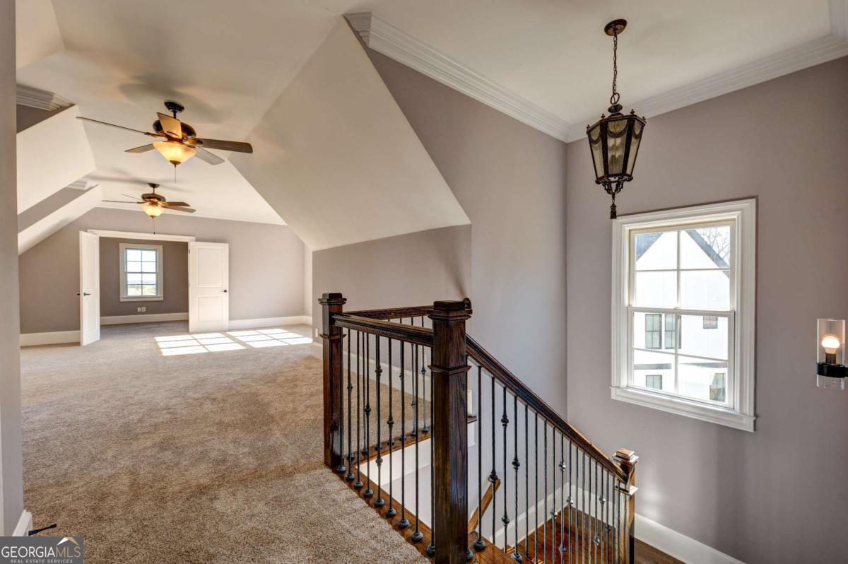 1049 Highland Village Trail