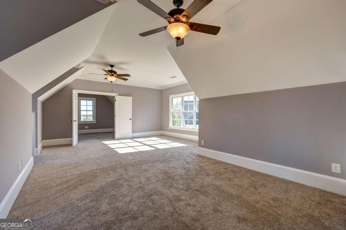 1049 Highland Village Trail