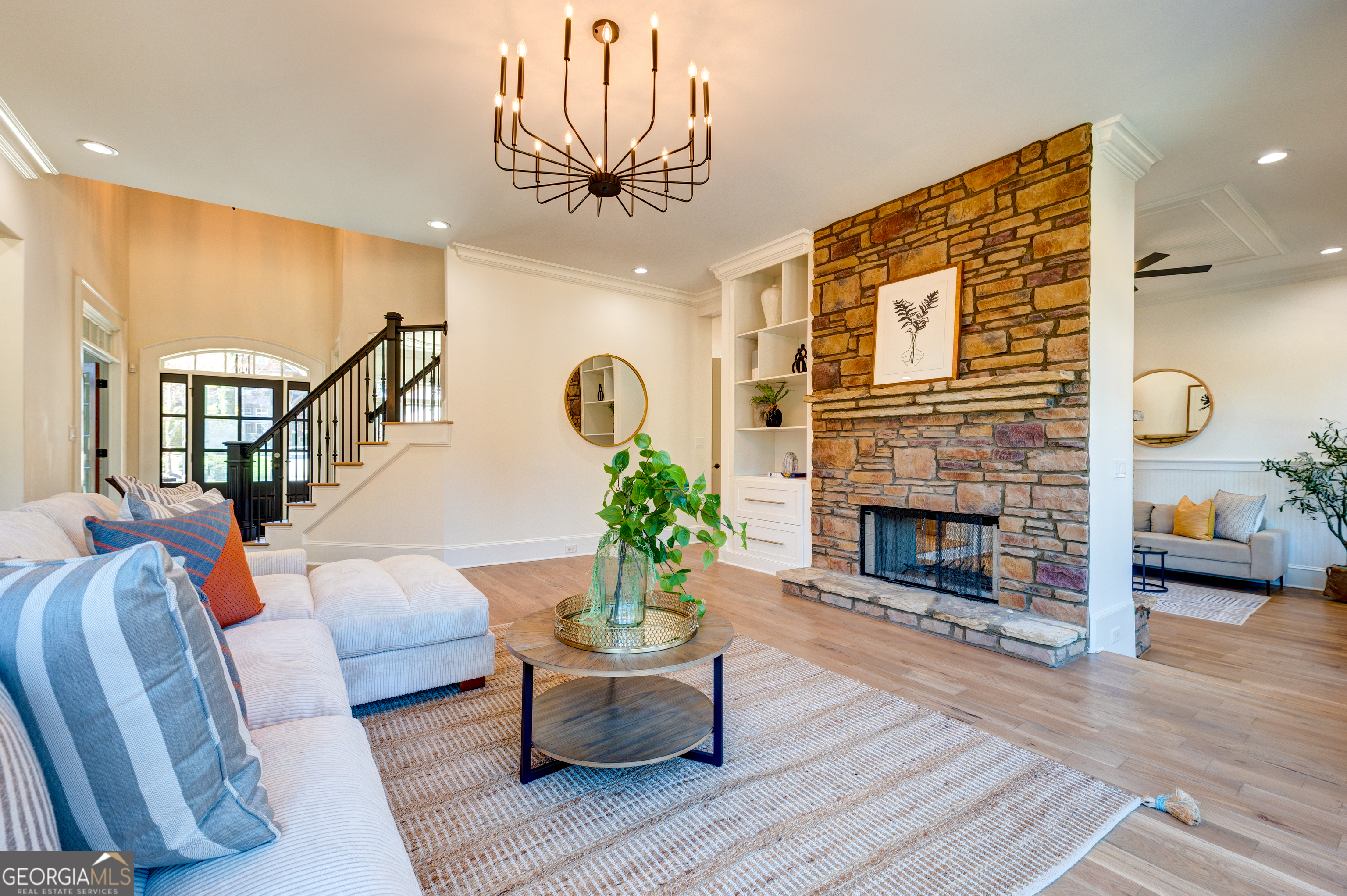 1022 Highland Village Trail