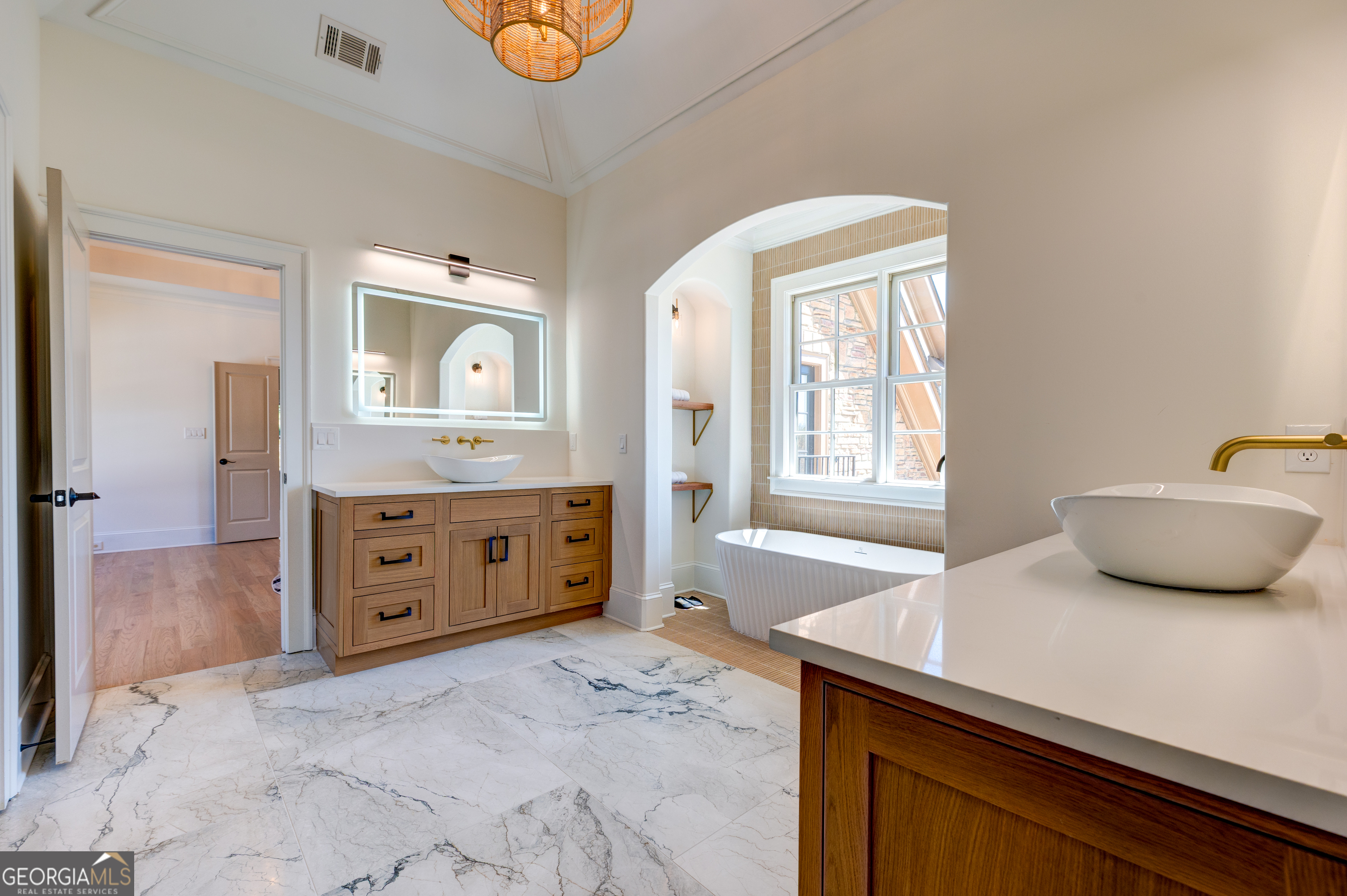 1022 Highland Village Trail