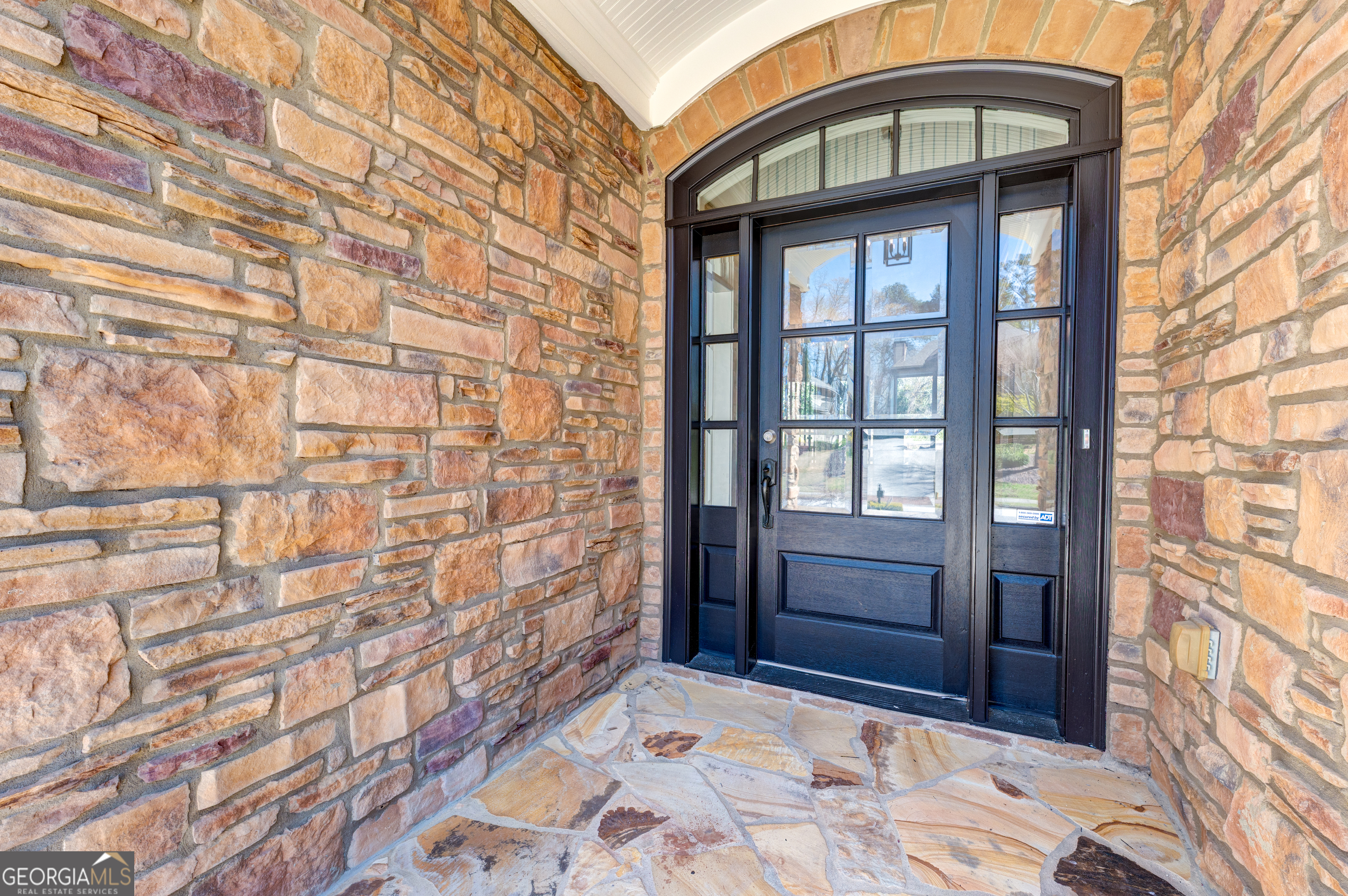 1022 Highland Village Trail