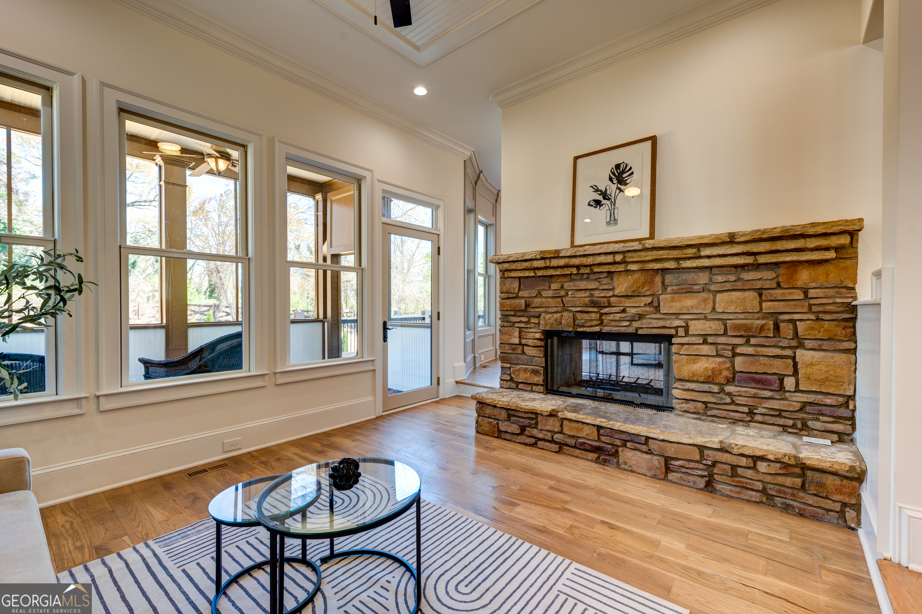 1022 Highland Village Trail