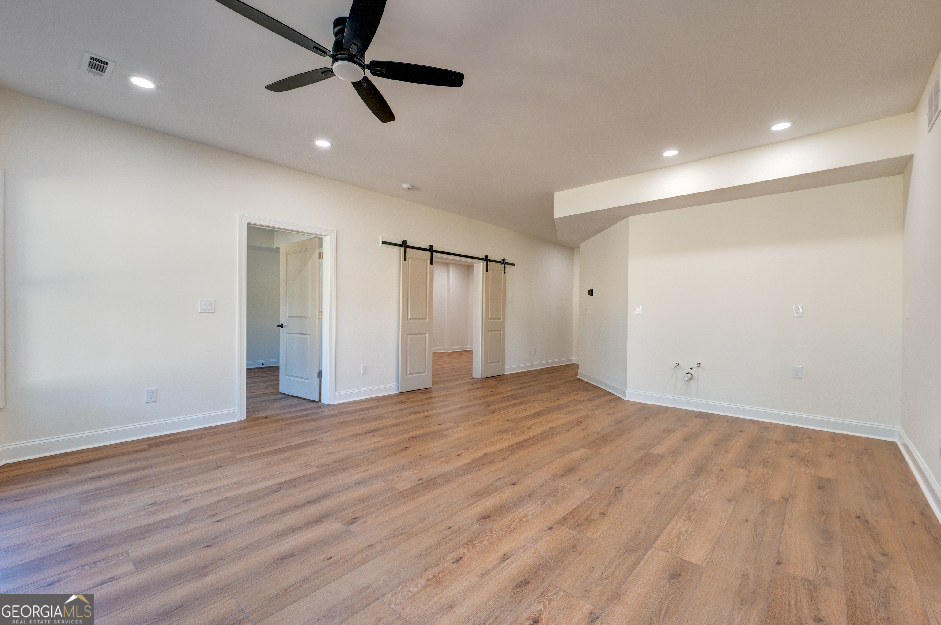 1022 Highland Village Trail