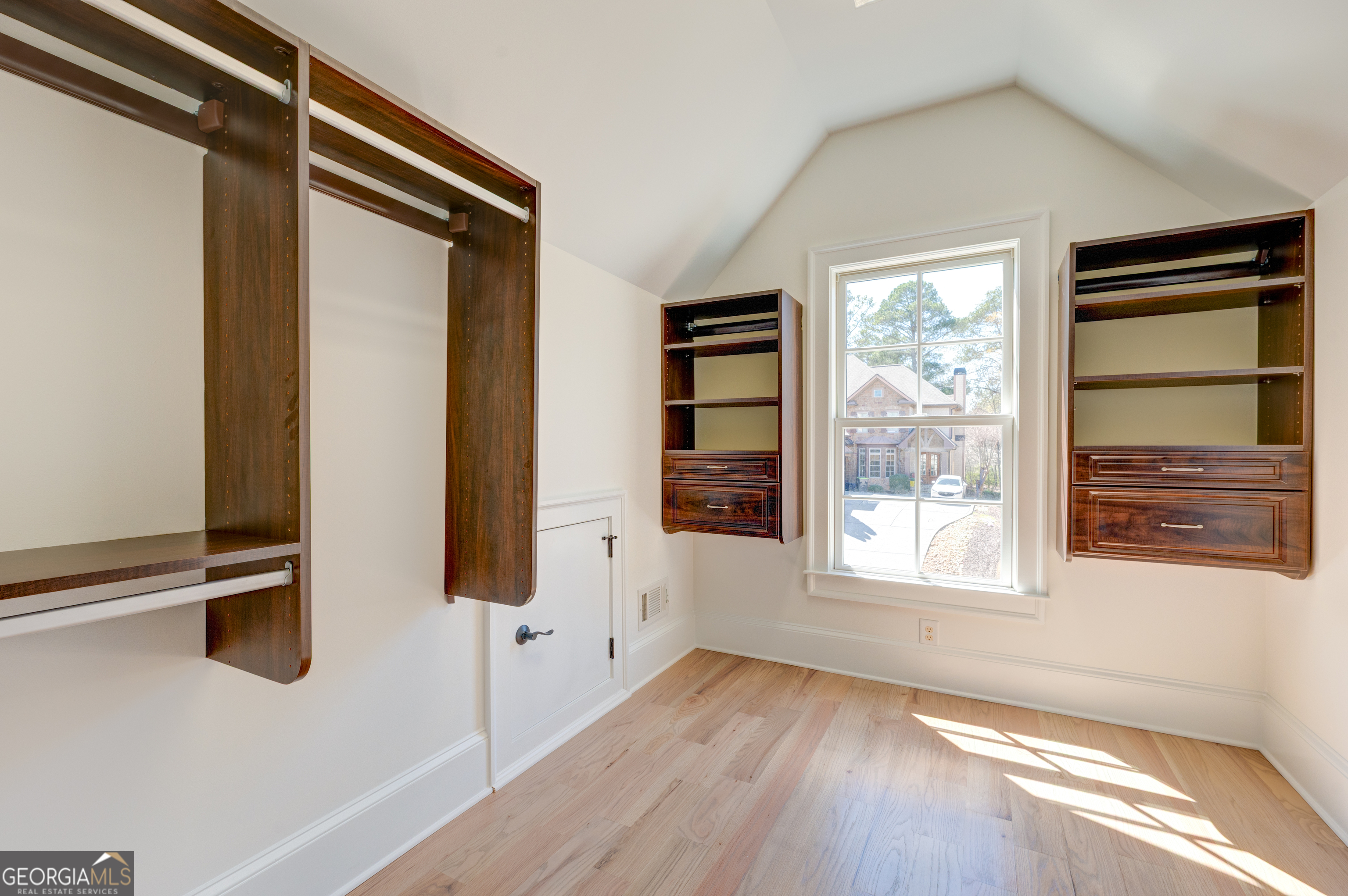 1022 Highland Village Trail