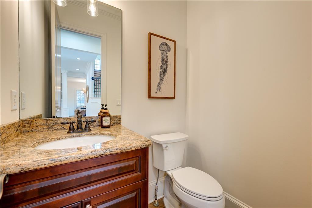 1022 Highland Village Trail