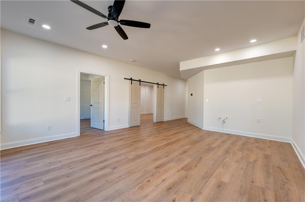 1022 Highland Village Trail