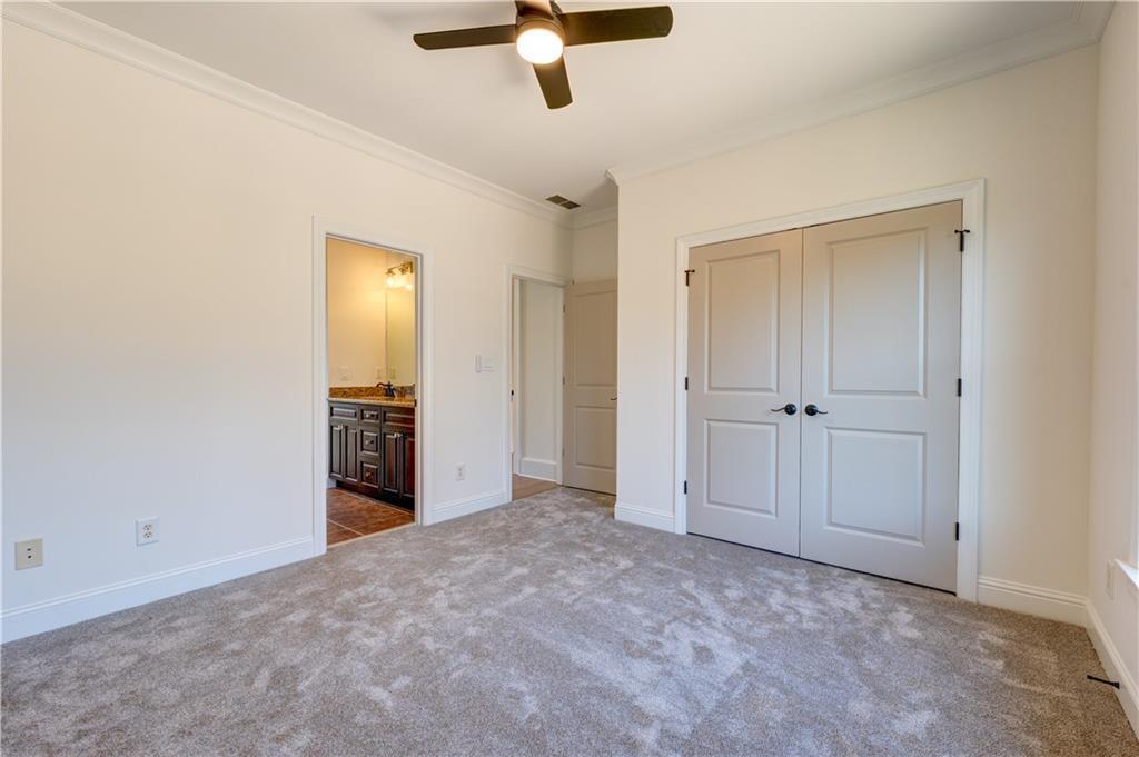 1022 Highland Village Trail