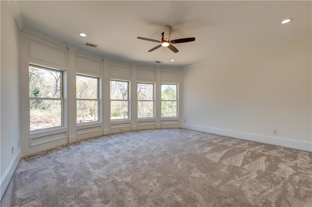 1022 Highland Village Trail
