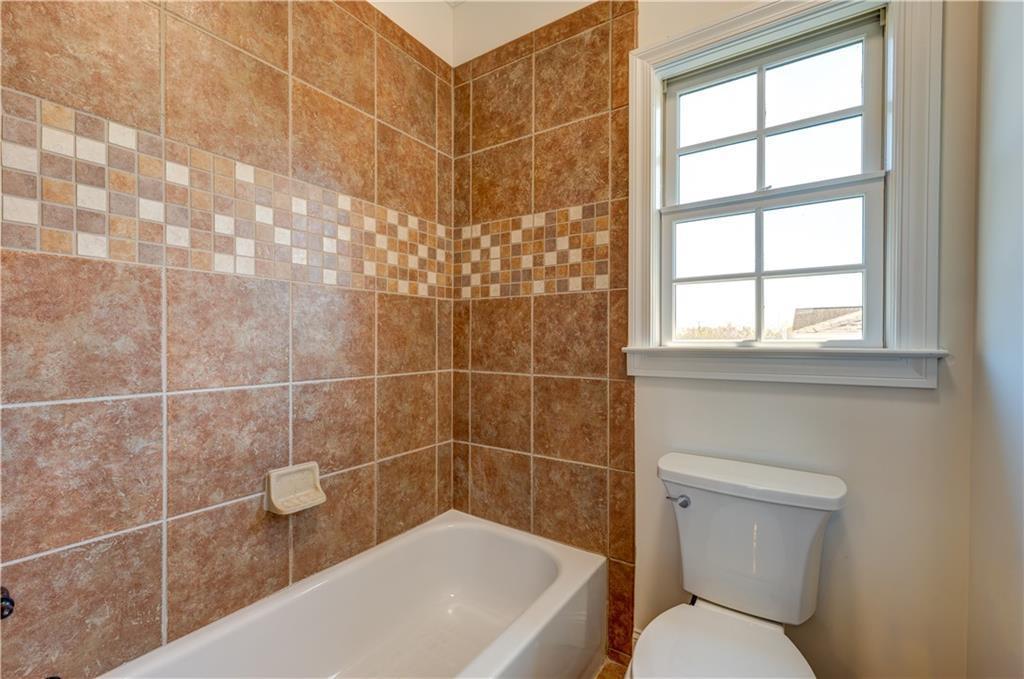 1022 Highland Village Trail