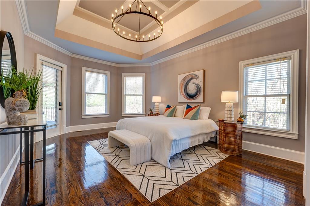 1049 Highland Village Trail