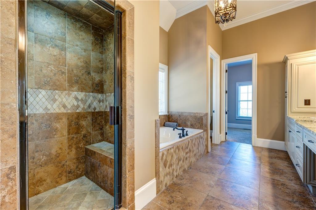 1049 Highland Village Trail