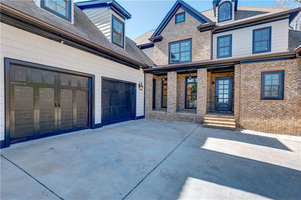 1049 Highland Village Trail