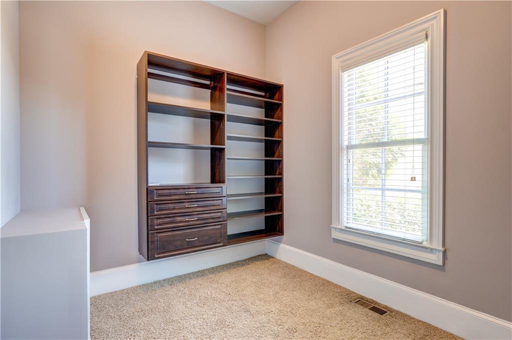 1049 Highland Village Trail