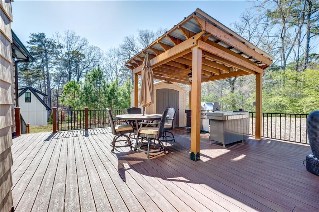 1049 Highland Village Trail