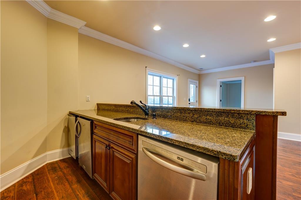 1049 Highland Village Trail