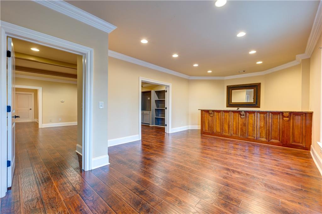 1049 Highland Village Trail