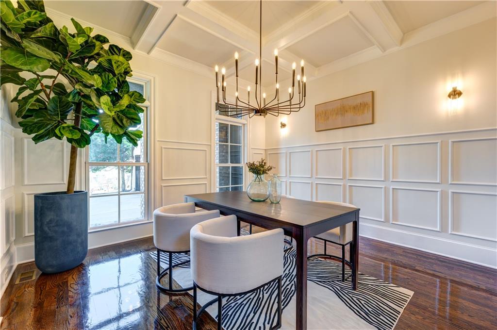 1049 Highland Village Trail