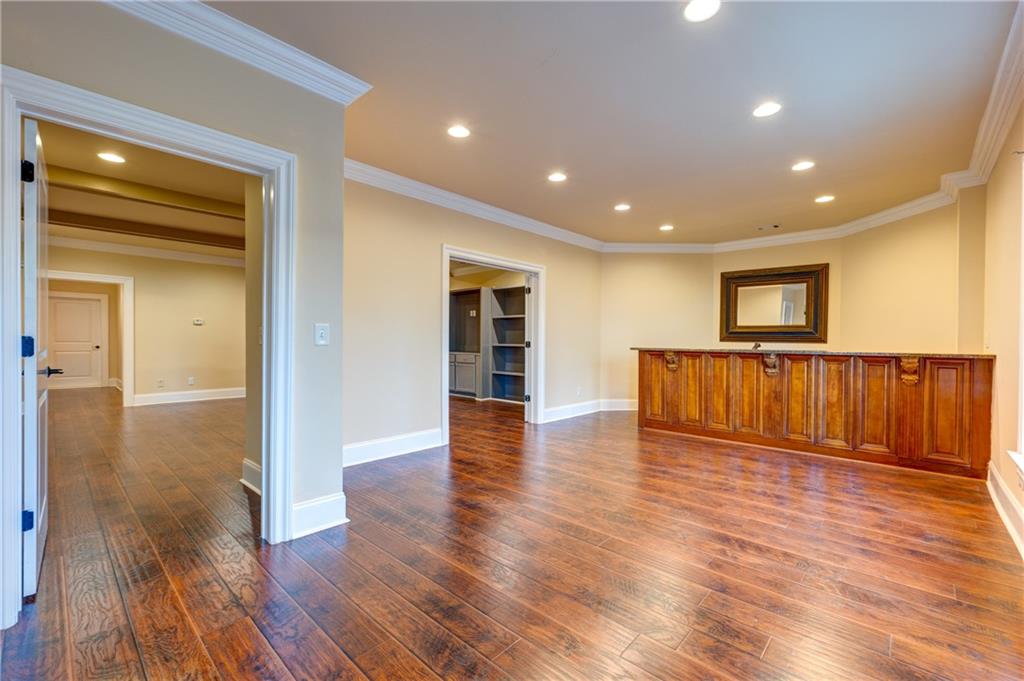 1049 Highland Village Trail