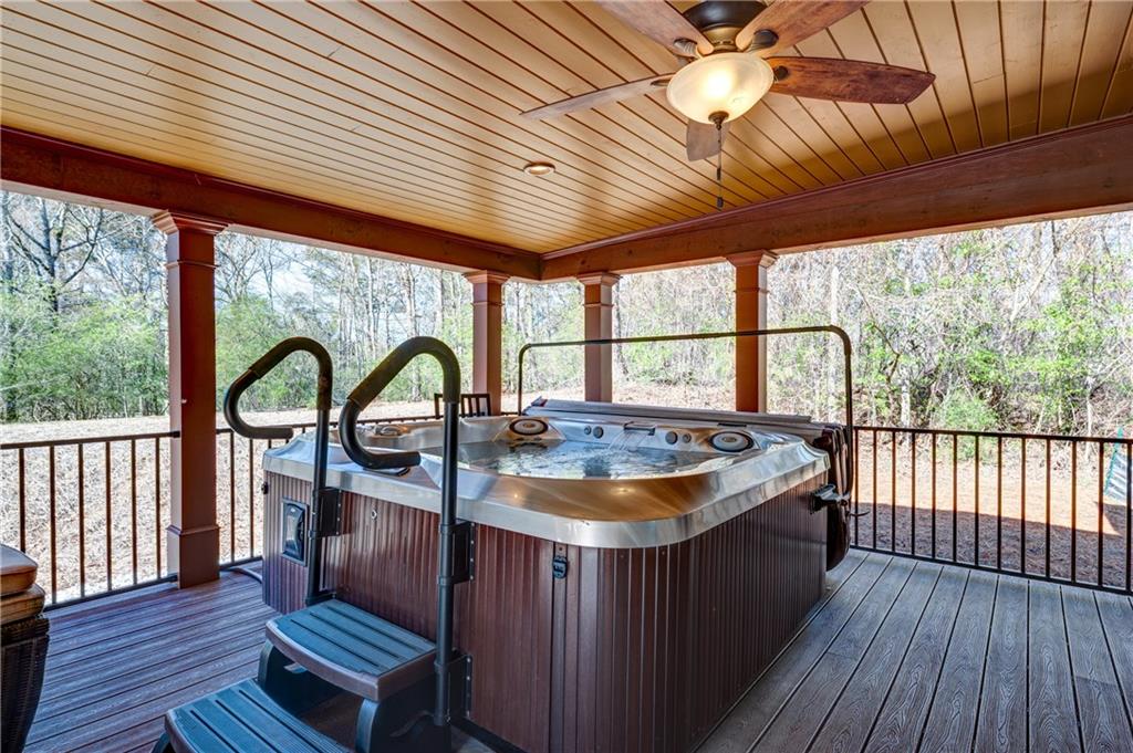 1049 Highland Village Trail
