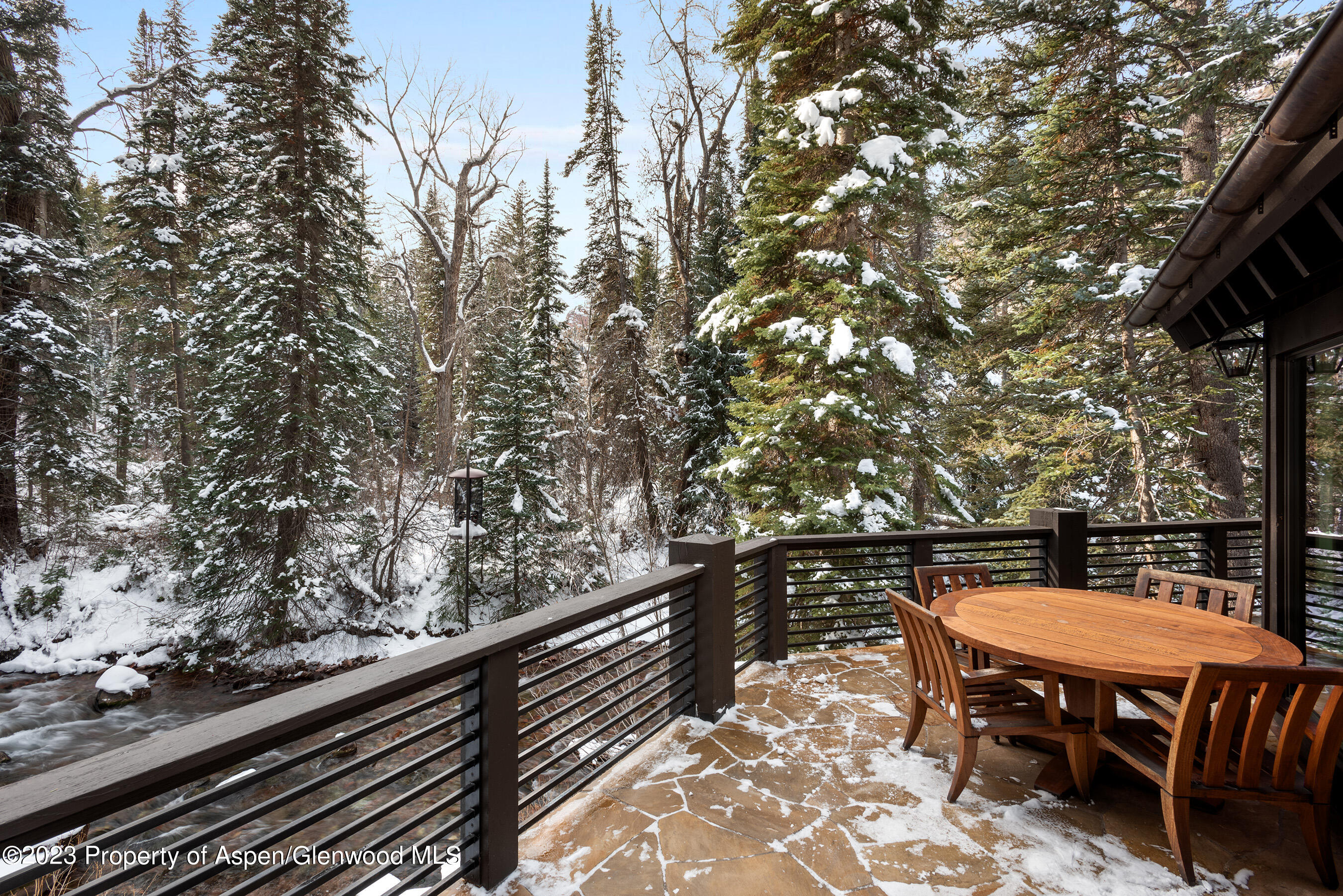 1819 Maroon Creek Road