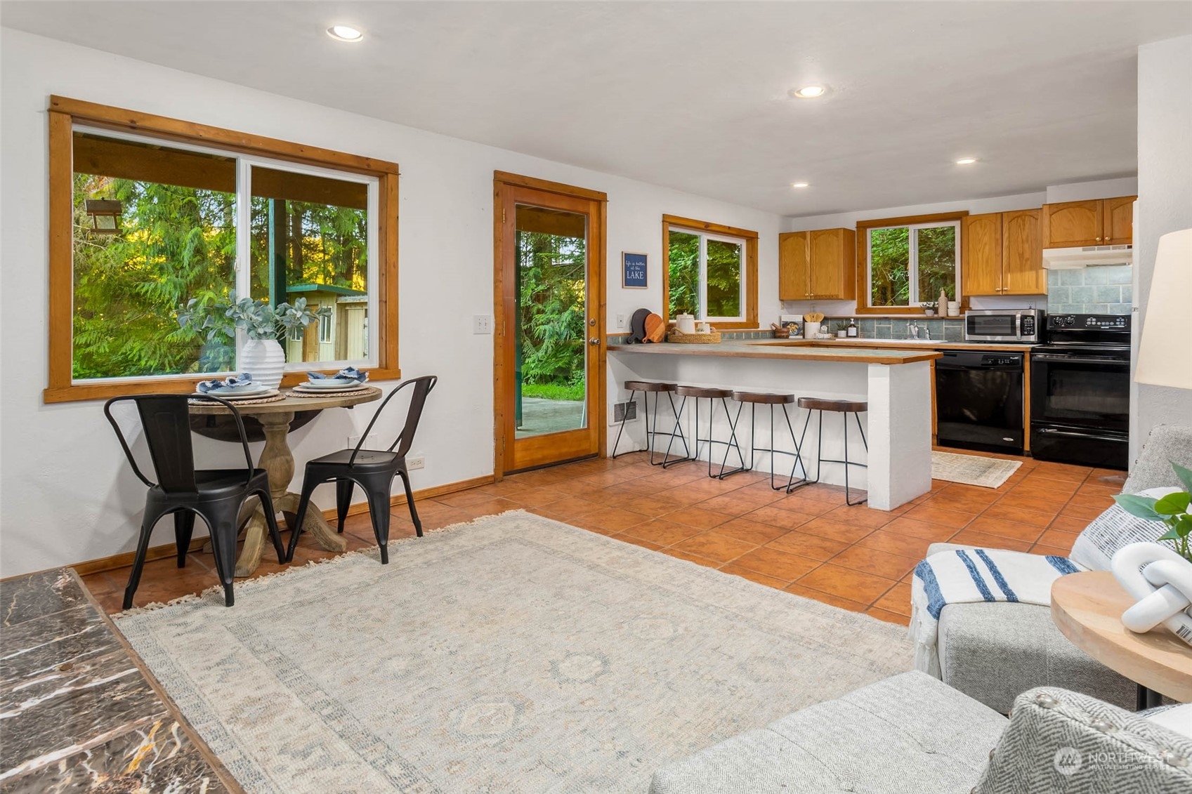 1321 SW Lake Roesiger Road