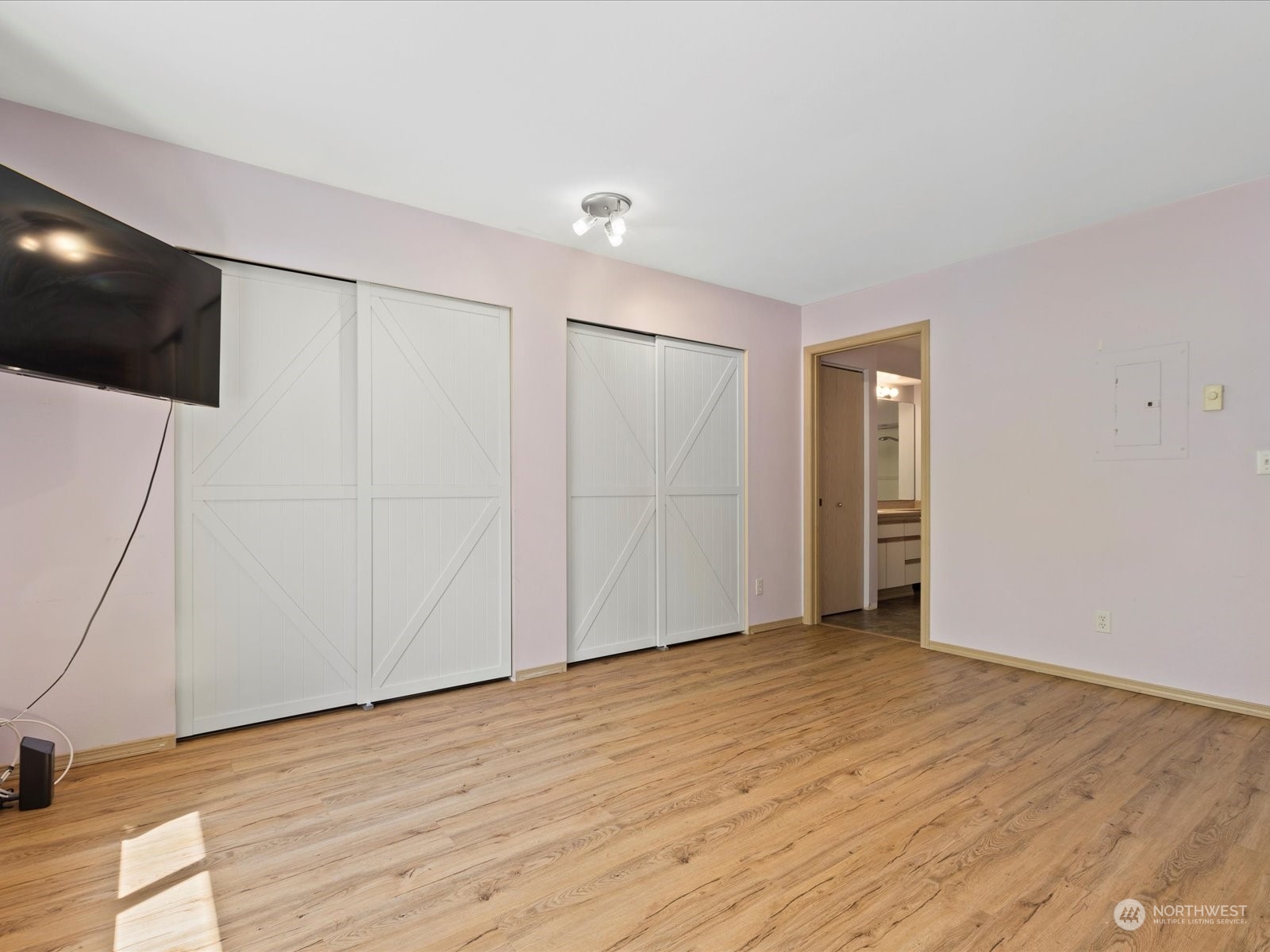 9210 Market Place Unit: J203