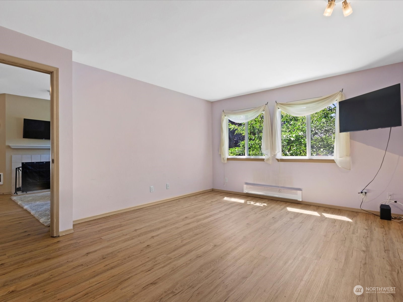 9210 Market Place Unit: J203