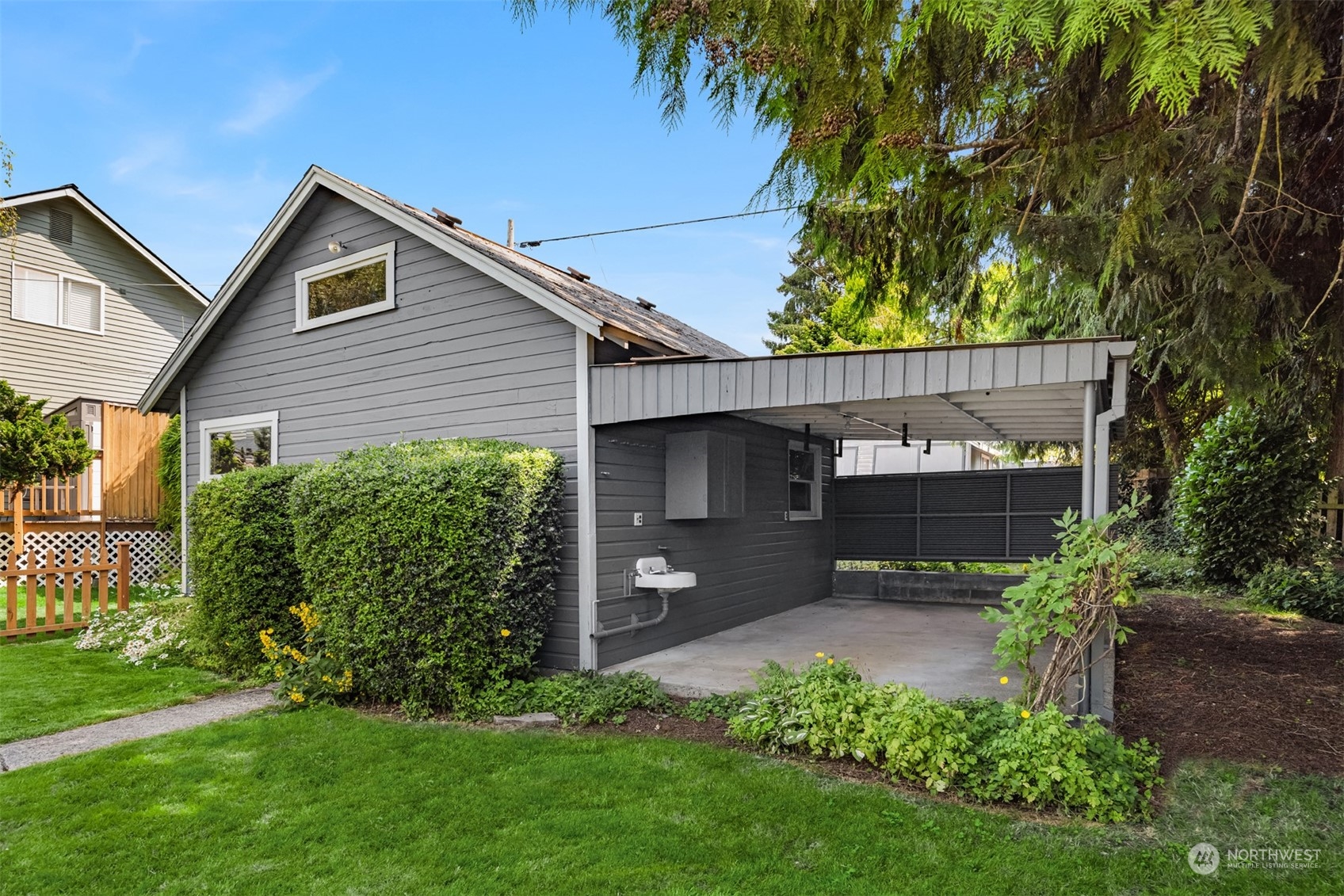 323 AVENUE F