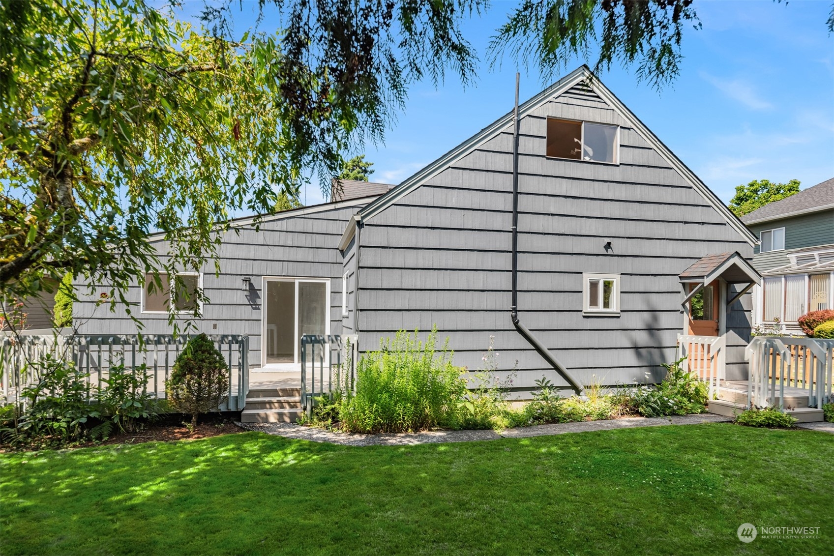 323 AVENUE F
