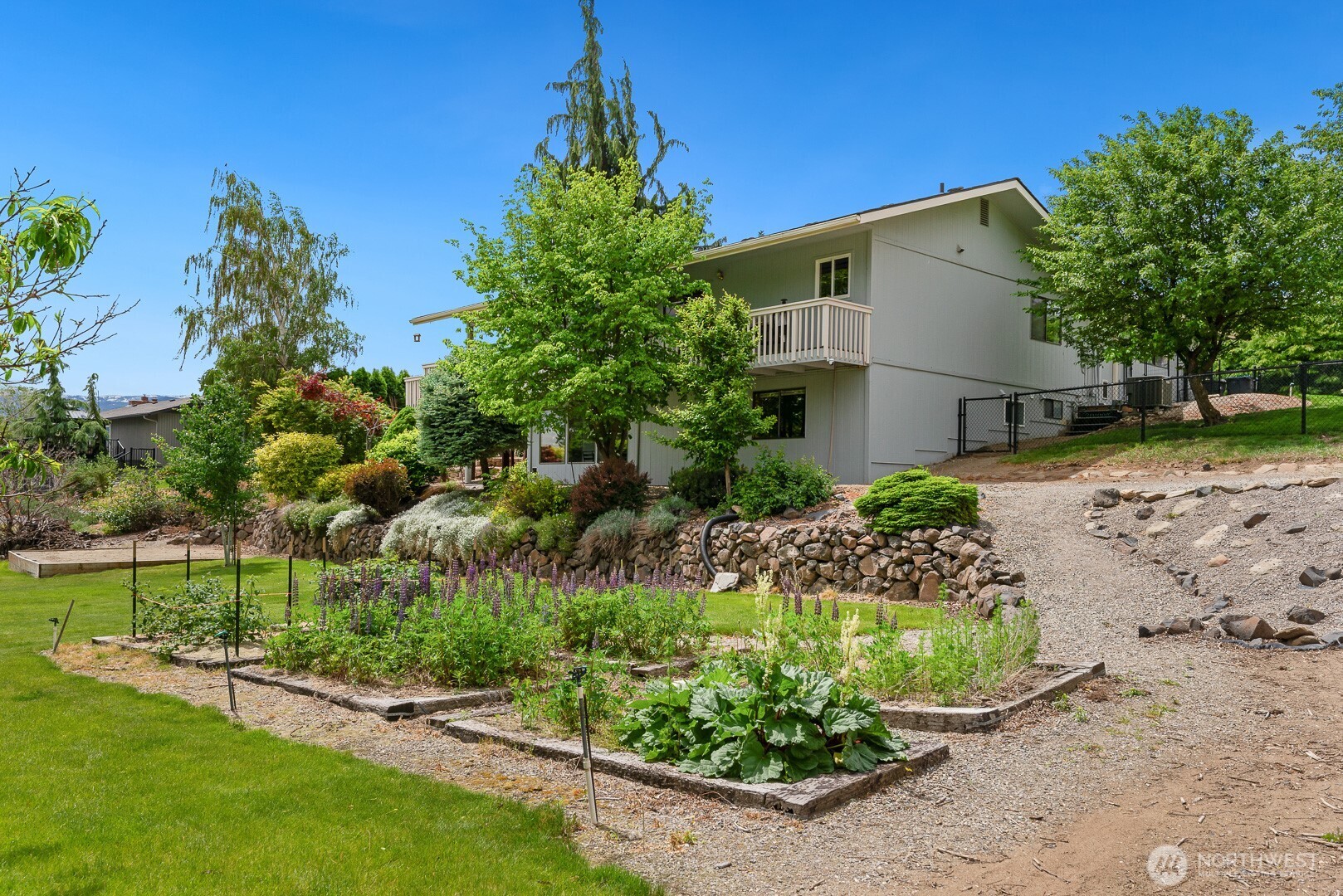 3285 Burch Mountain Road