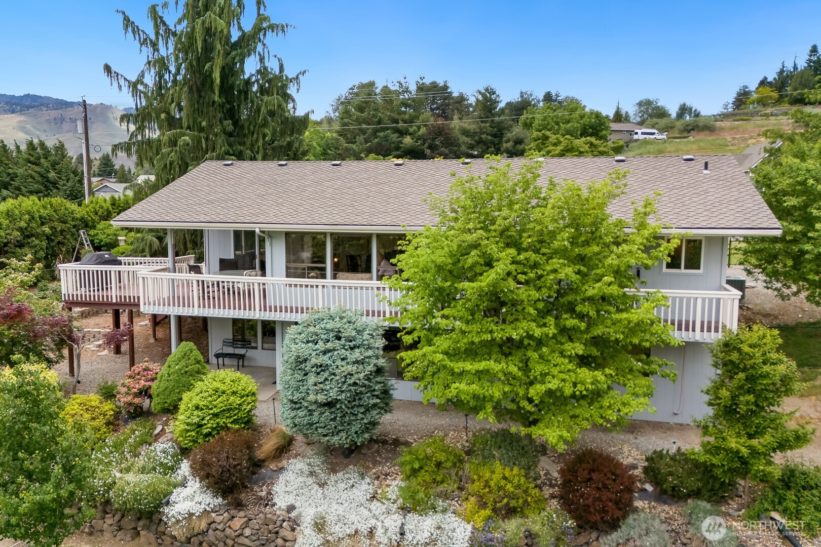 3285 Burch Mountain Road