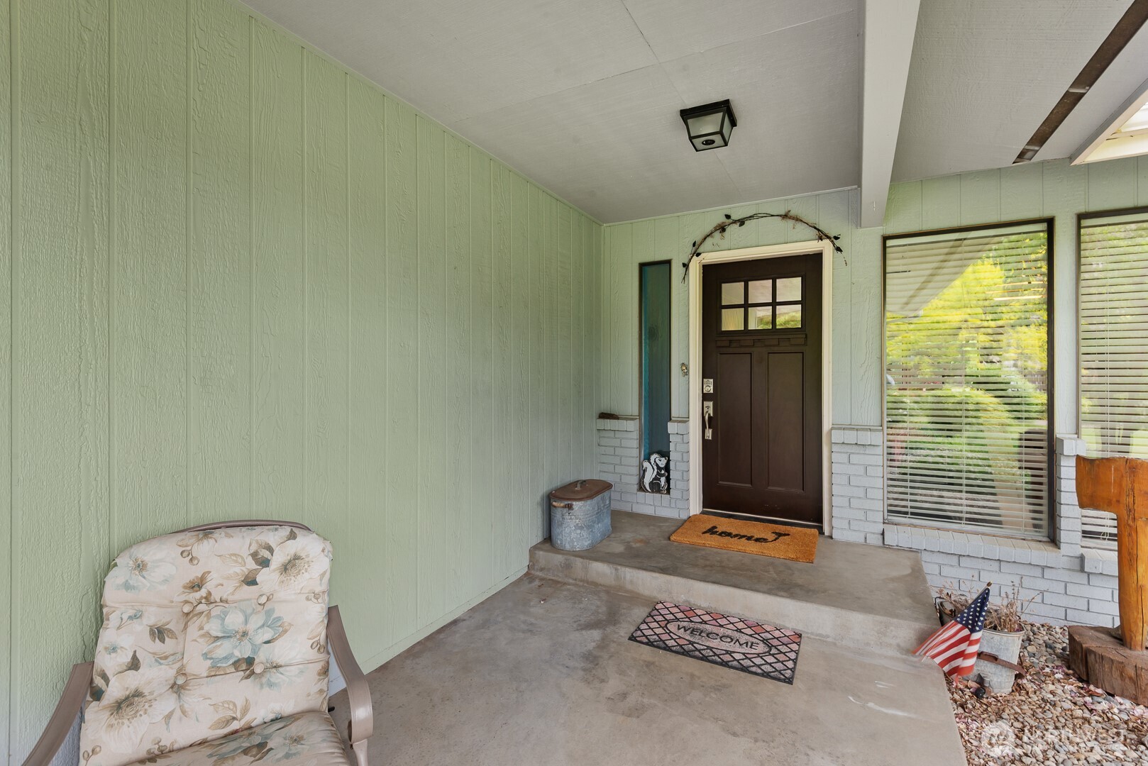 3285 Burch Mountain Road
