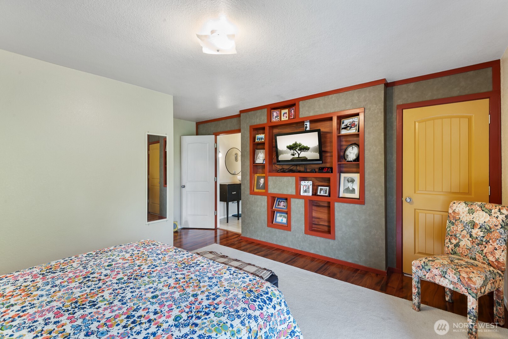 3285 Burch Mountain Road