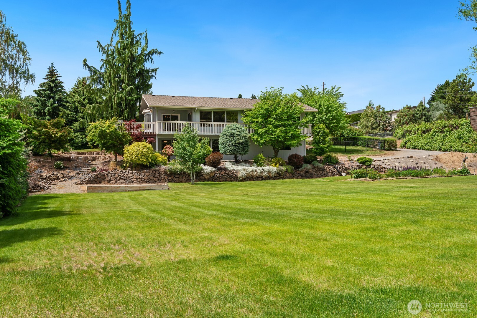 3285 Burch Mountain Road