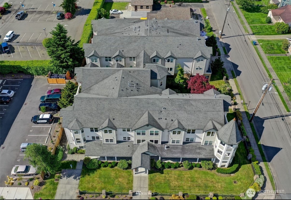 406 Wood Street Unit: 302