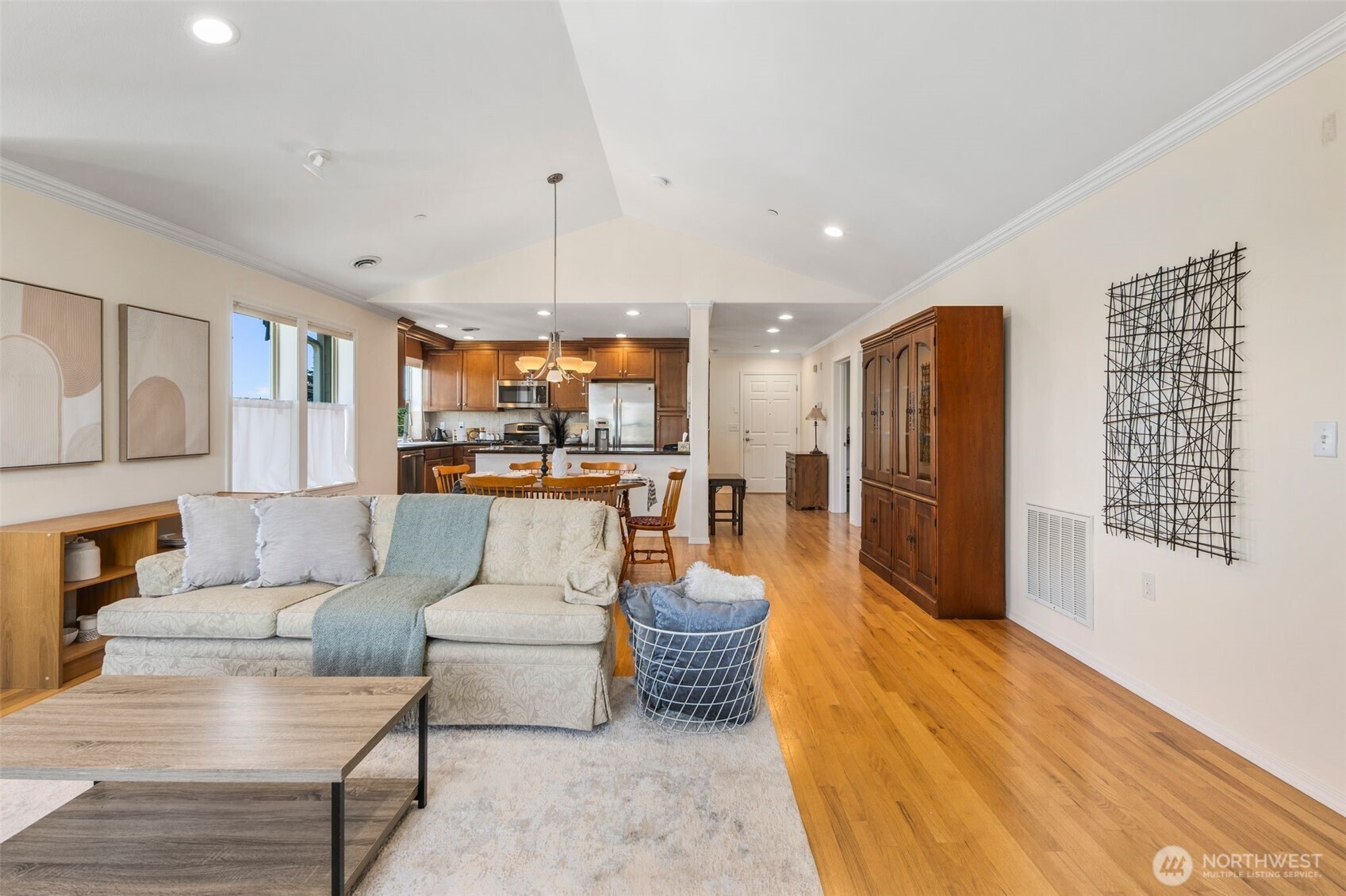 406 Wood Street Unit: 302