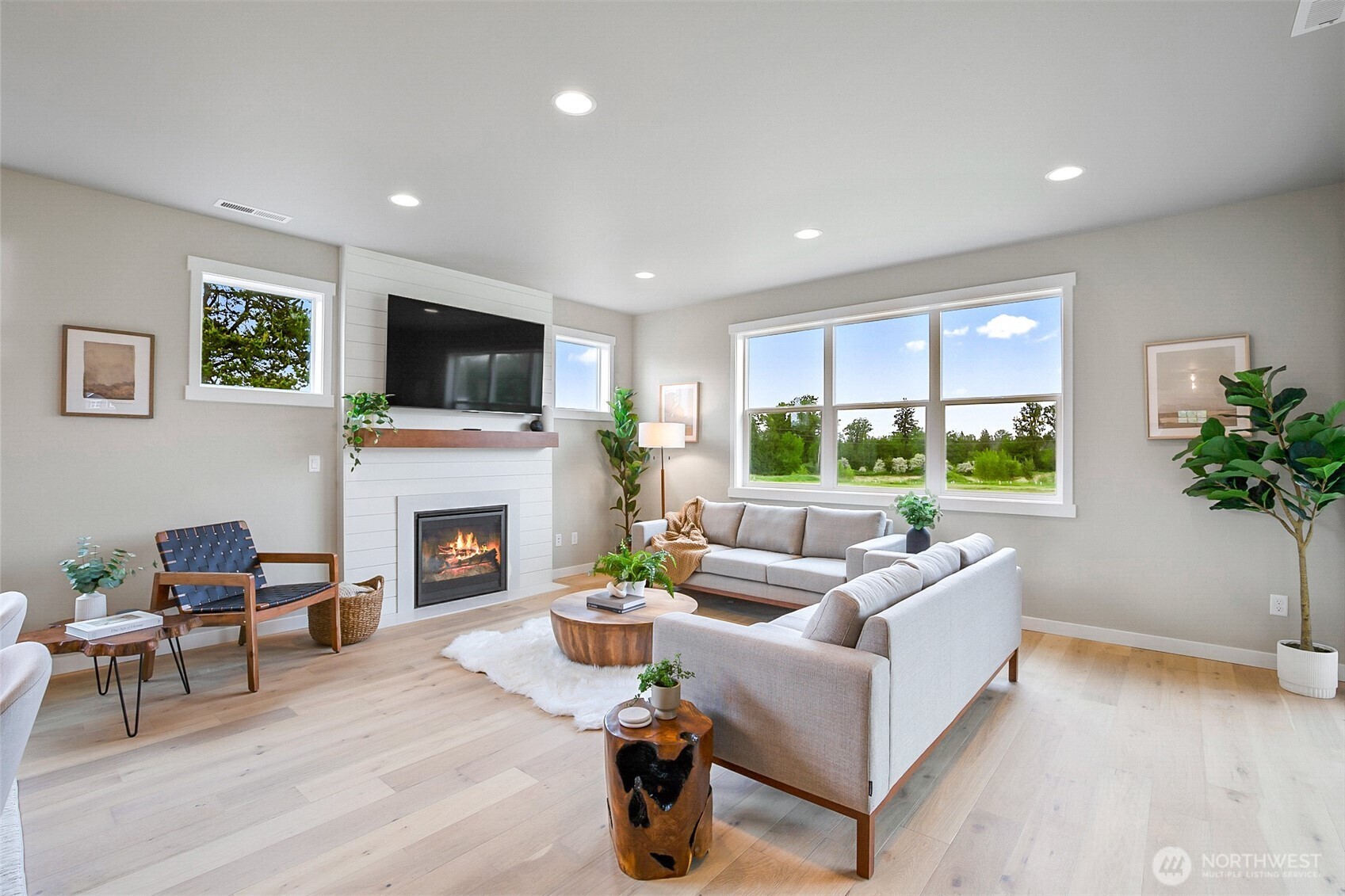 17711 11TH Avenue NE