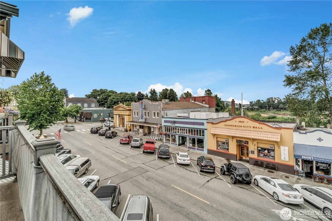 1020 1st Street Unit: 304