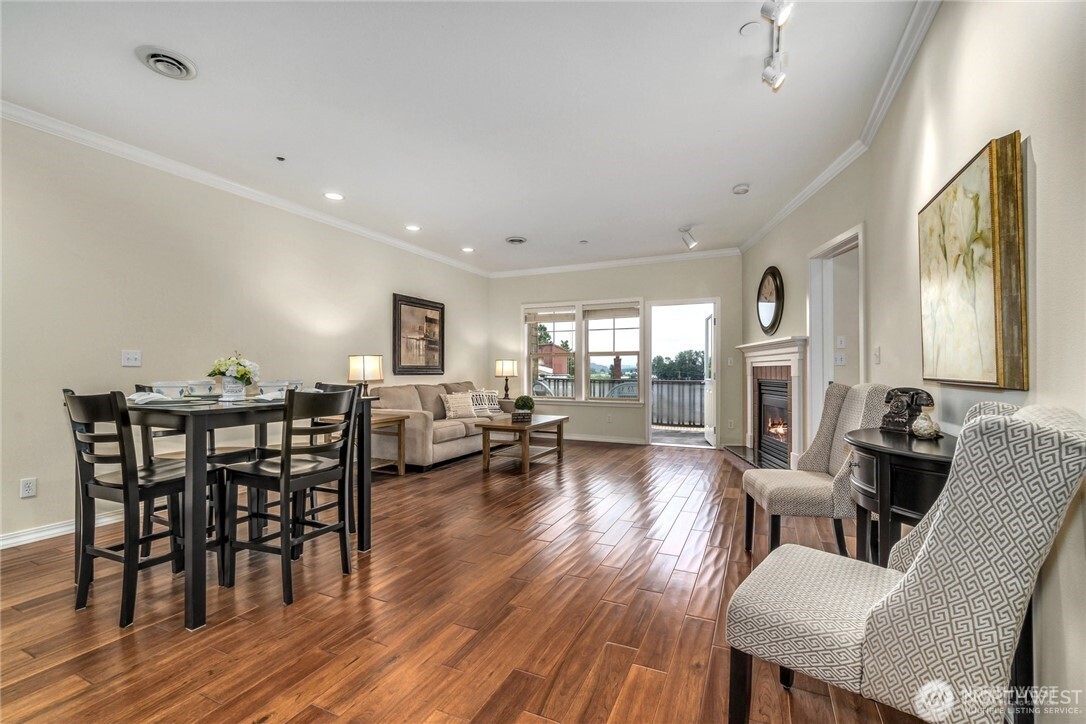 1020 1st Street Unit: 304