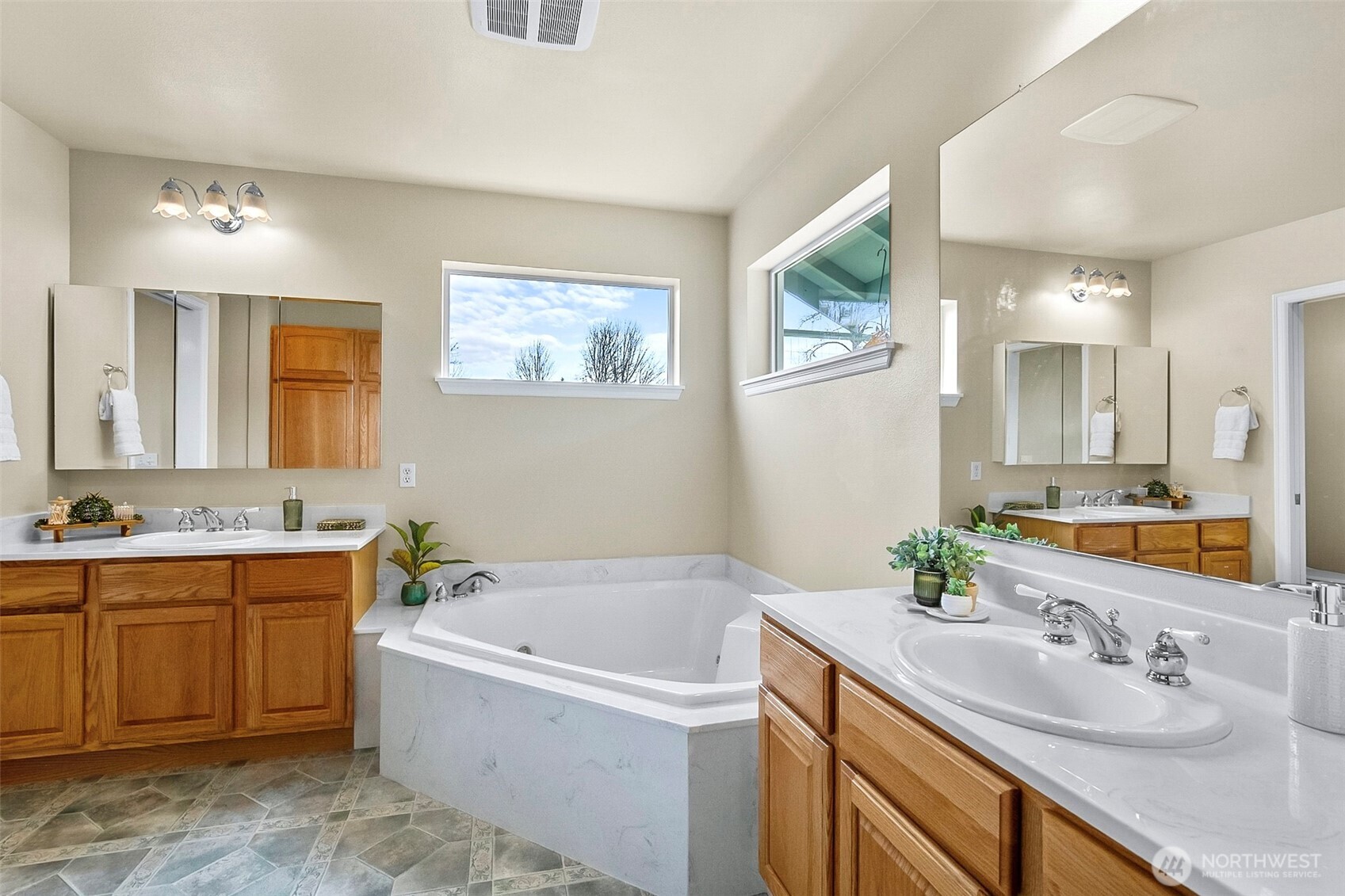 16233 91st Avenue SE