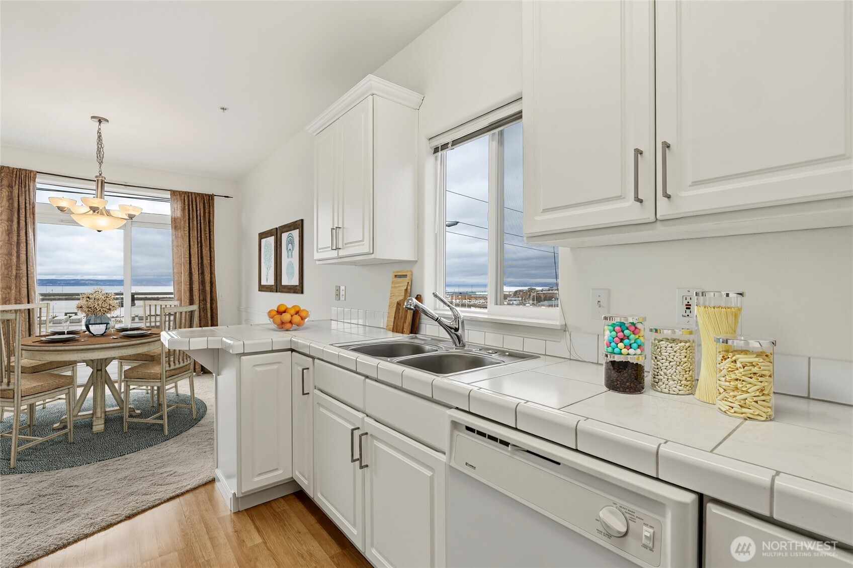 2420 Grand Avenue Unit: 303