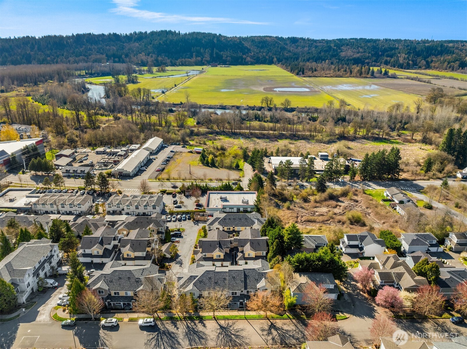 17421 1st Lane NE Unit: 104