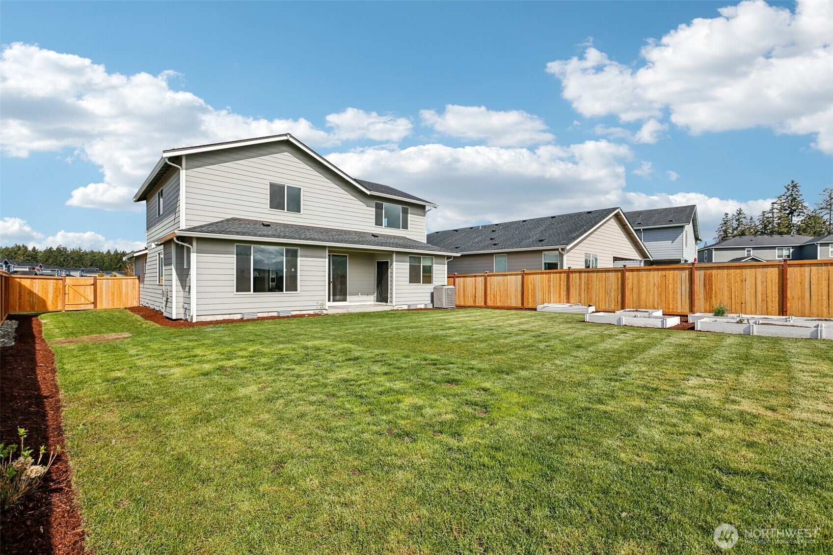 18351 134th Avenue E